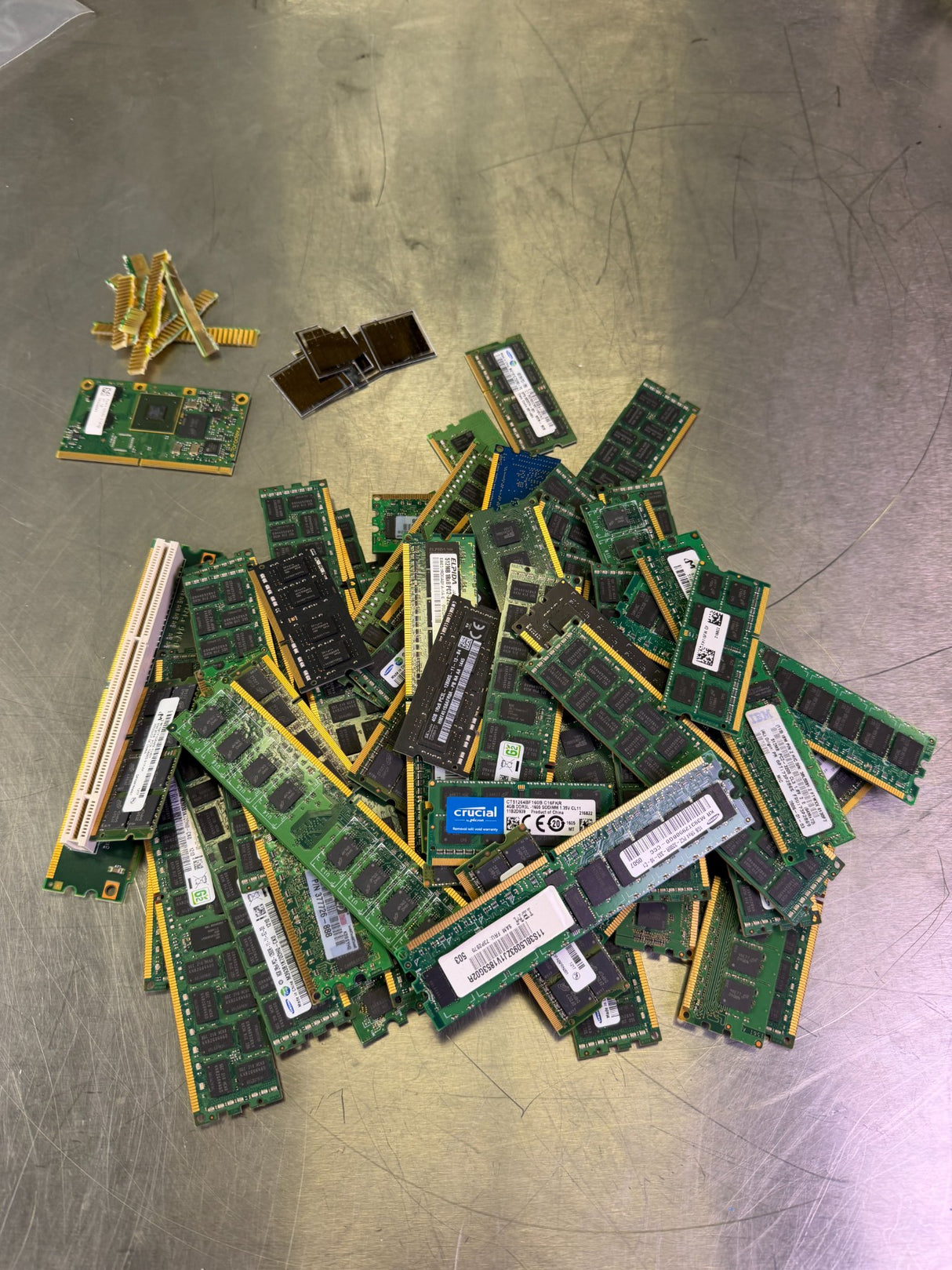 2.5 lb Mixed Computer Memory RAM & Electronic Scrap Lot for Gold Recovery - Image 3
