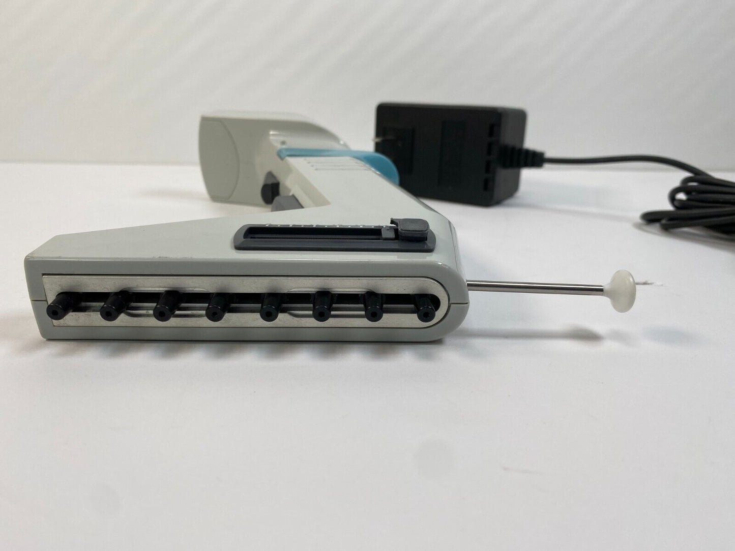 Thermo Scientific Matrix Impact 2 250 µL 8-Channel Electronic Pipette – With Power Cord
