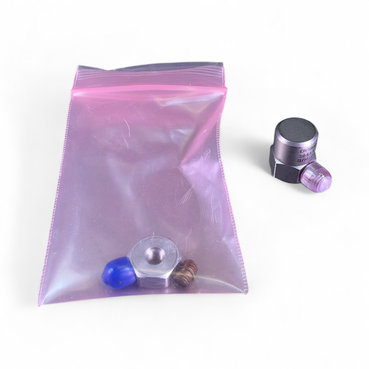 Dytran Single Axis +-50g 96.42mV/g Piezoelectric IEPE Accelerometer 3055A2 | Safe & Secure Shipping - Image 2