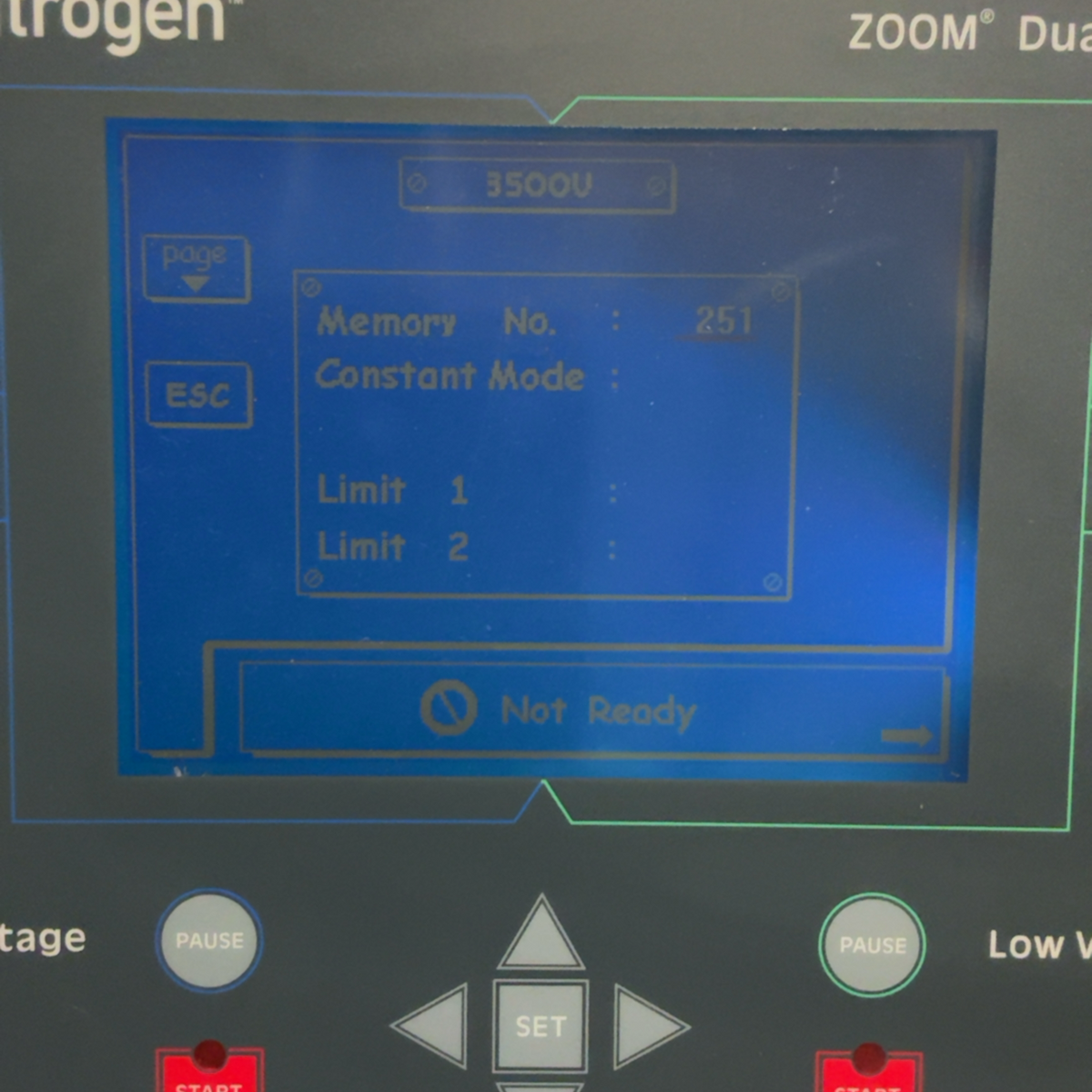 Invitrogen Zoom Dual Power Electrophoresis Power Supply ZP10001 - Parts/See Desc - Image 3