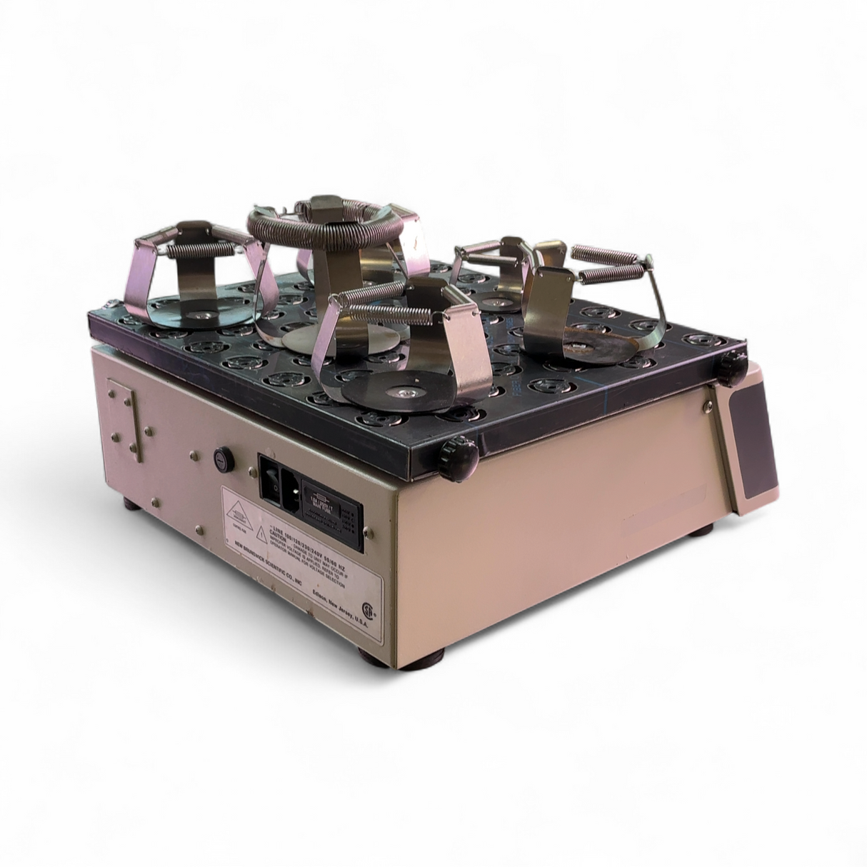 New Brunswick Innova 2000 Platform Shaker M1190-0000 with Flask Clamps WORKS - Image 5