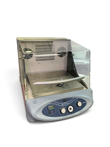 Barnstead Lab-Line MaxQ 4000 Class-A Benchtop Orbital Incubator Shaker SHKA4000 (BO!) | Order Direct and Save - Image 1