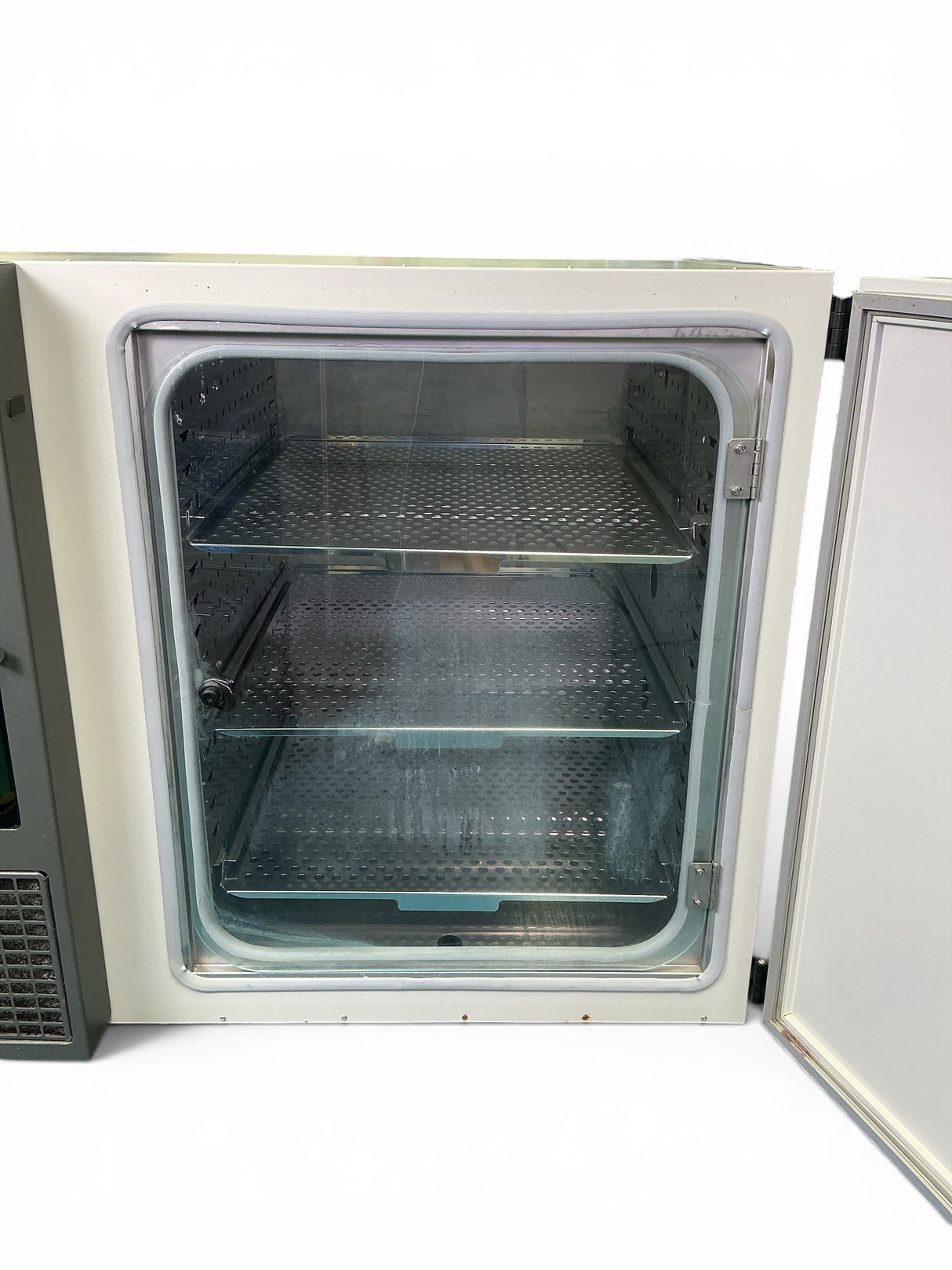 Caron Environmental Incubator Chamber 6010-1 w Condensate Recirculator CRSY102-1-443 | Mr. Scientific - Image 4