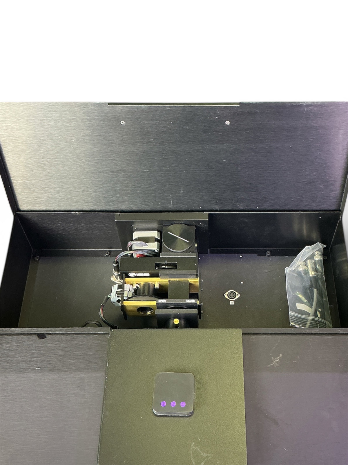 ISS Omicron Hamamatsu Chronos DFD Fluorescence Lifetime Spectrometer w Plate Reader, Detector, Laser | Ships Fast from Mr. Scientific - Image 6