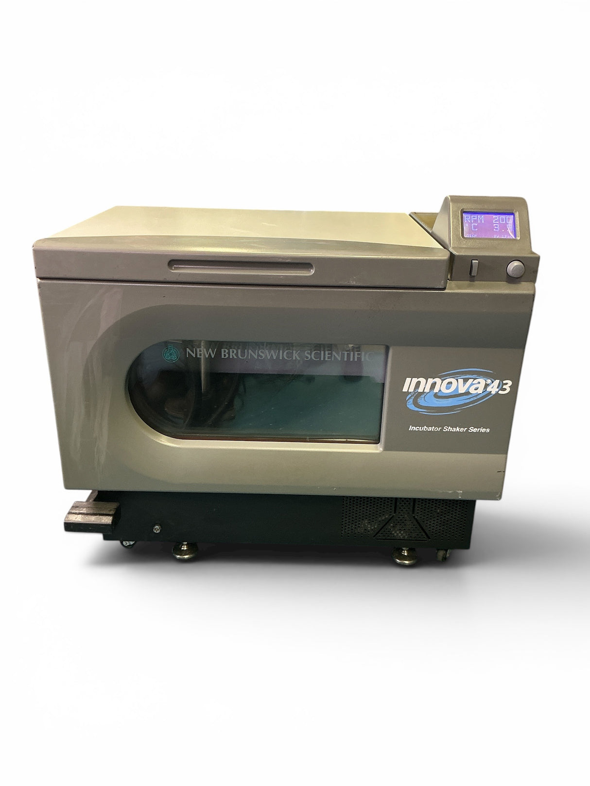 New Brunswick Innova 43R 4°C Refrigerated Incubator Shaker M1320-0004 (BO!) | Order Direct and Save - Image 3