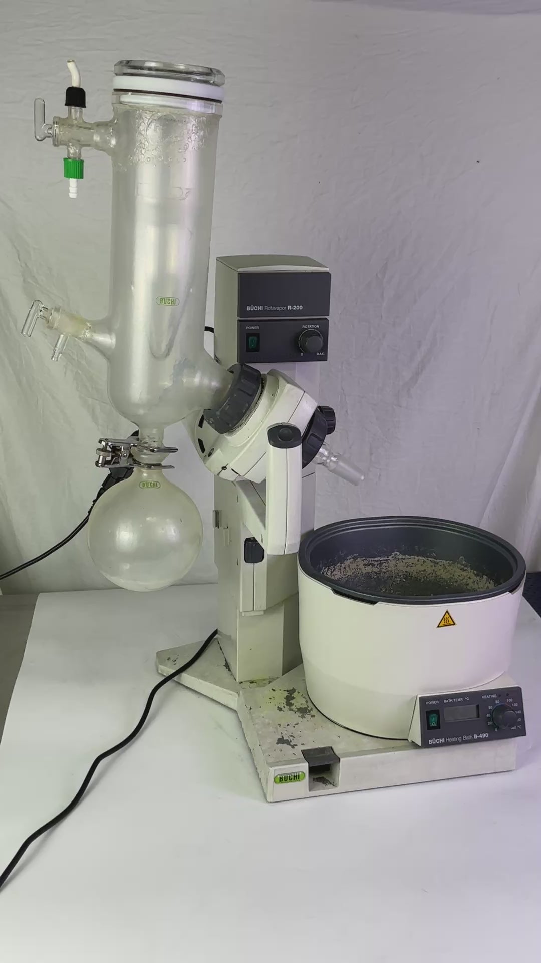 Büchi Rotavapor R-200 Rotary Evaporator/Condenser System w B-490 Heating Bath (BO!) | Order Direct and Save