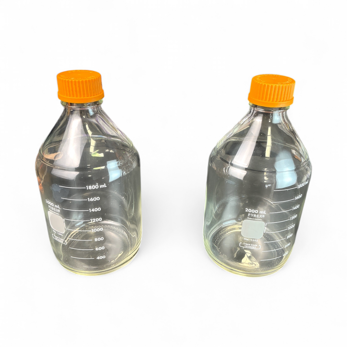 PYREX Glass Media Bottle 1395 2000 mL 2 bottles/box - Image 1