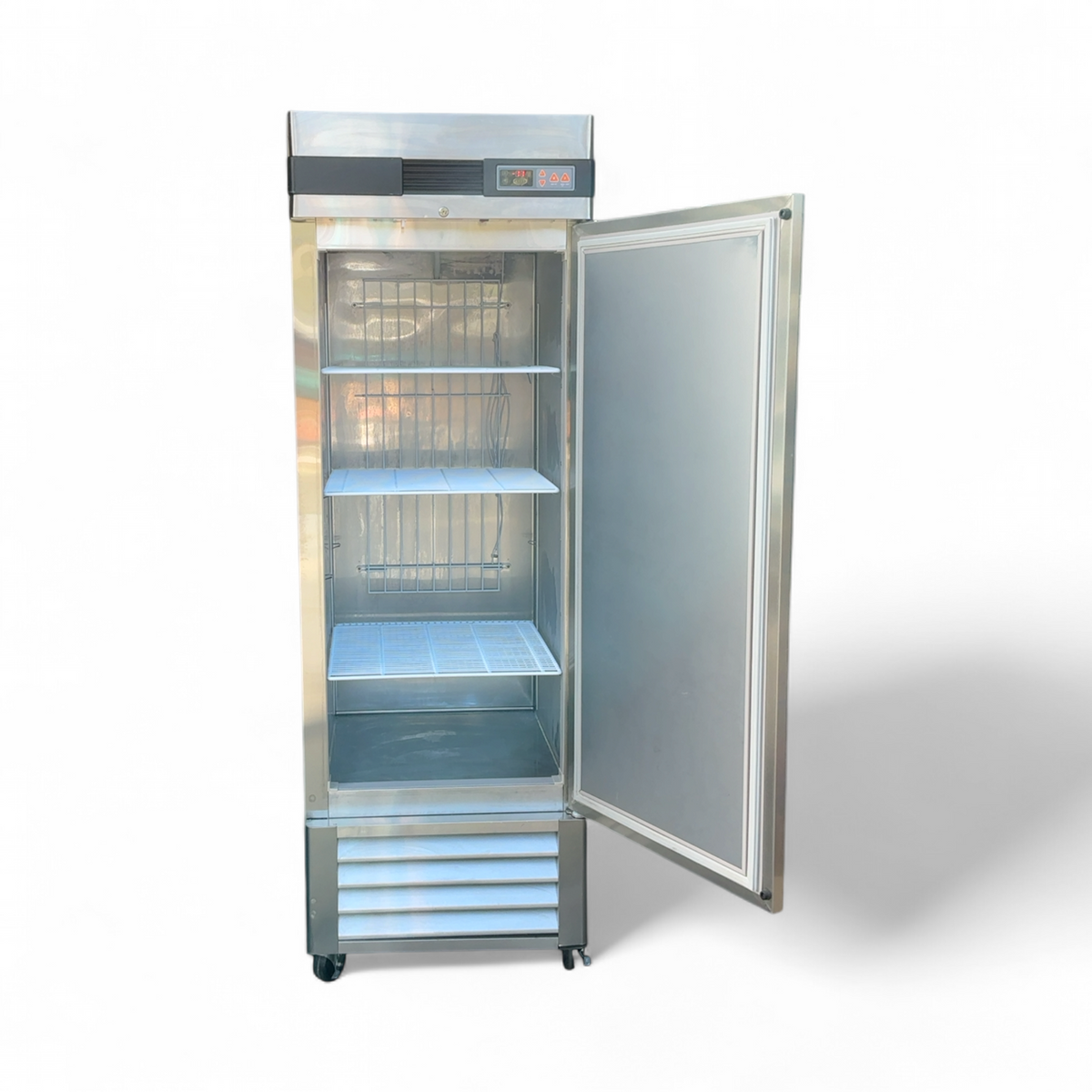 Summit Accucold 23 Cu Ft Laboratory/Pharmacy Grade Freezer, -30 to -15°C AFS23ML - Image 2