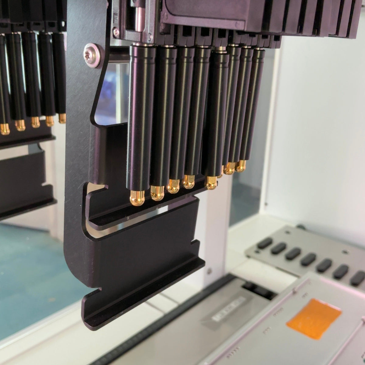 Tecan Instrument Fluent 780 Automatic Robotic Liquid Handler 30042504 (BO!) | Mr. Scientific - Image 12