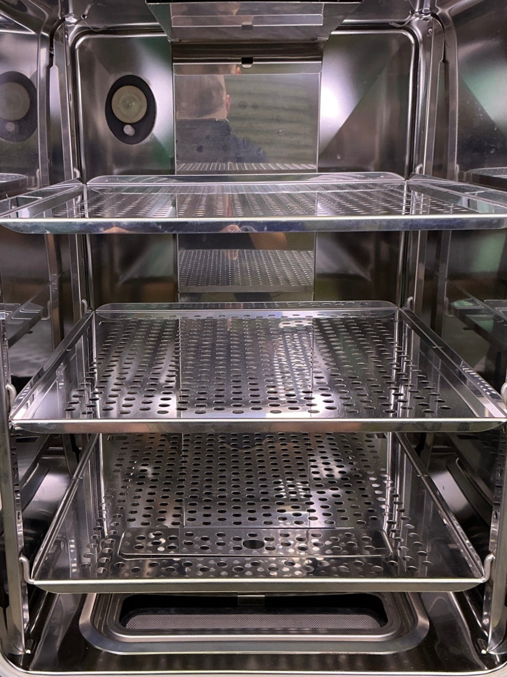 Thermo Scientific Heracell VIOS 160i Laboratory CO2 Incubator (Best Offer!) | Ships Fast from Mr. Scientific - Image 4