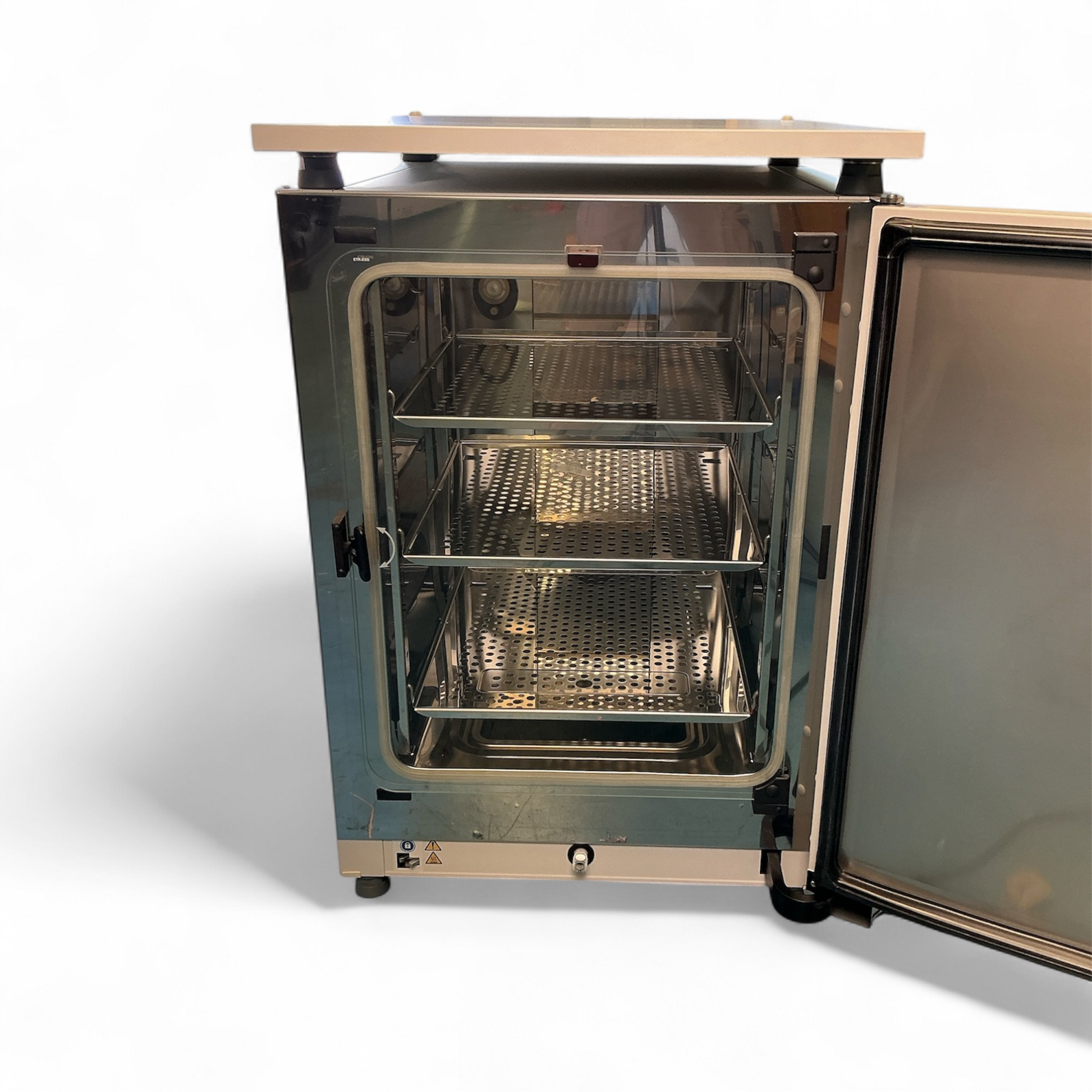 Thermo Scientific HERAcell vios 160i LK 51033547 CO2 Incubator (Best Offer!) | Order Direct and Save - Image 3